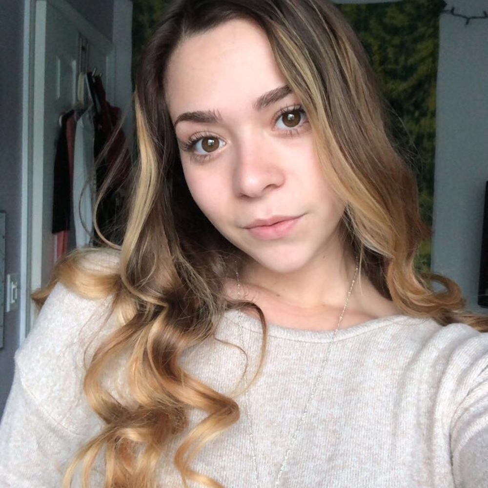 Meet your Posher, Alissa